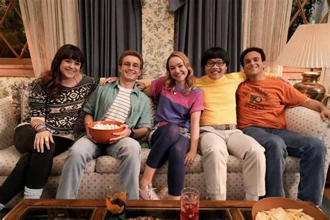 'The Goldbergs' cast list: Sean Giambrone, Wendi McLendon-Covey return ...