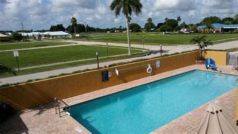 Clewiston Hotel Coupons for Clewiston, Florida - FreeHotelCoupons.com