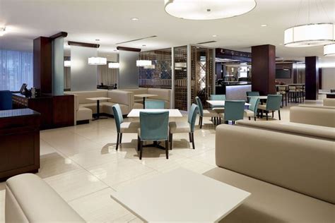 Sheraton Montreal Airport Hotel Dorval | Bookonline.com