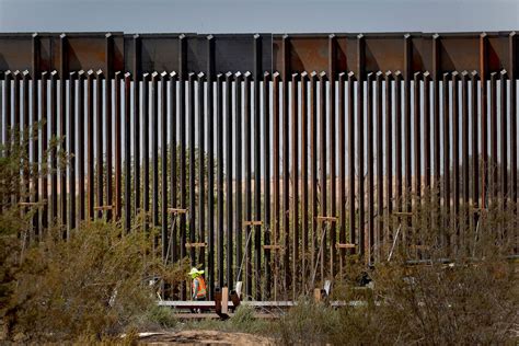 Donald Trump to celebrate border wall milestone in Arizona - Arizona ...