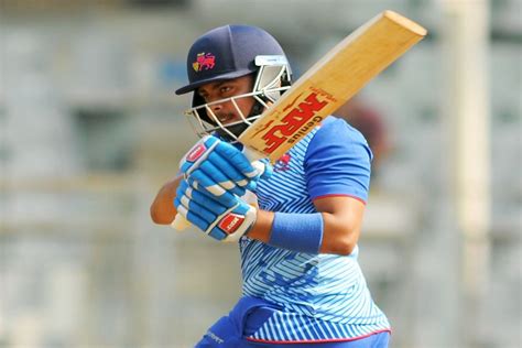 Prithvi Shaw Smashes Third Century in Vijay Hazare Trophy, Surpasses ...