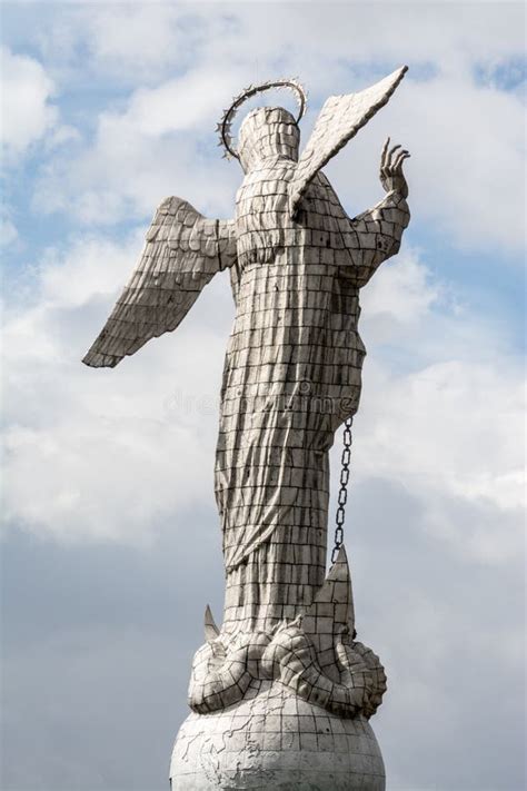 Panecillo Statue In Quito Ecuador Stock Photo - Image of artwork ...