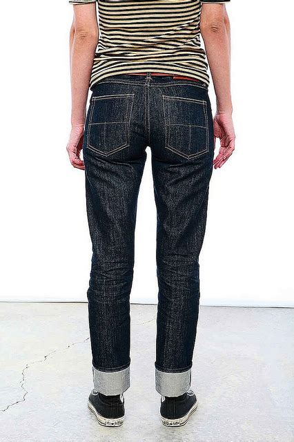 Raw Denim Roundup: 6 Raw Denim Jeans for Women