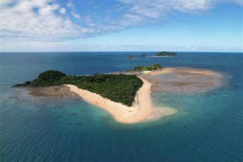 How to get to the Frankland Islands - Cairns-Tours