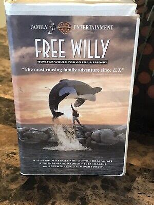 WB Family Entertainment Free Willy 1993 VHS | eBay