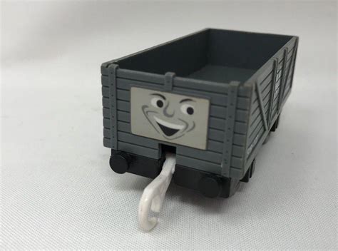 Thomas Trackmaster TROUBLESOME TRUCKS Includes RARE "M" For Motorize ...