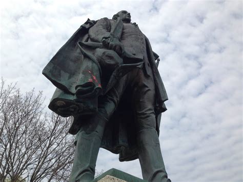 Edward Cornwallis statue vandalized in downtown Halifax | CBC News