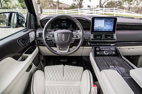 2018 Lincoln Navigator Interior | Cabinets Matttroy