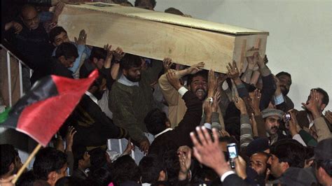 Benazir Bhutto assassination: 'Most wanted' in murder resurfaces - BBC News