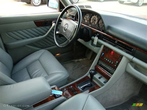 What W126 model has the most detailed interior??? - PeachParts Mercedes ...