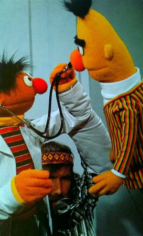 Behind the scenes Sesame Street photos | Muppet Wiki | Fandom | Çizgiler, Çizim, Çizgi film