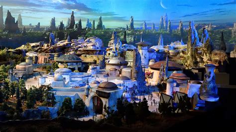 Steven Spielberg and J.J. Abrams Visit Disneyland’s New Star Wars: Galaxy’s Edge Attraction ...