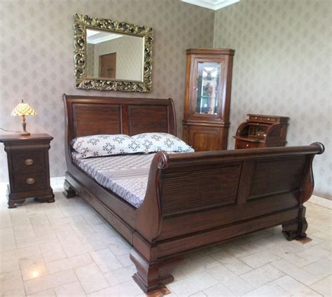 Antique Style Mahogany Wood king Size Highfoot Sleigh Bed