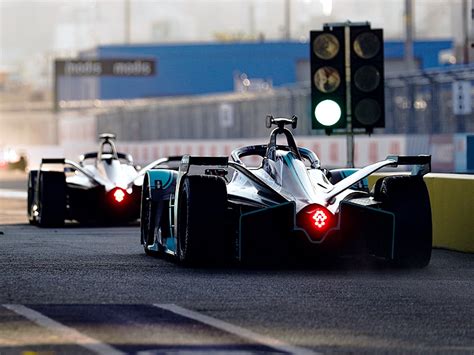 How Formula E Racing Makes Electric Cars Faster, Smarter, Funner | WIRED