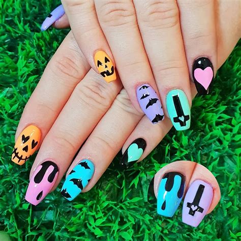 15 Halloween Nail Art Ideas You Can Do At Home - Celebrate and Have Fun