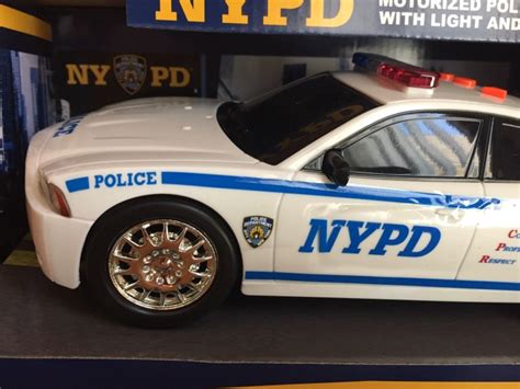 MOTORIZED NYPD DODGE CHARGER w/ LIGHTS AND SOUNDS BY DARON | #4579602960