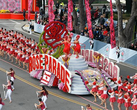 Rose Parade Photos | Hallmark Channel