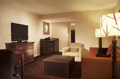 Embassy Suites Syracuse in East Syracuse (NY) - Room Deals, Photos & Reviews