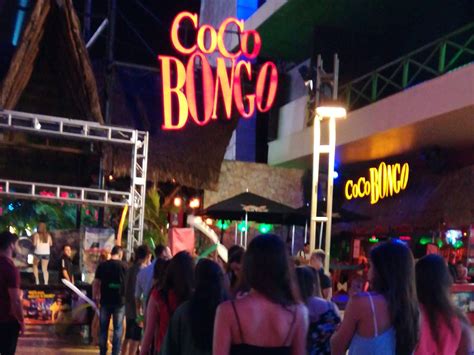 Coco Bongo Cancun » Show and Disco Review » Daniel Orrante