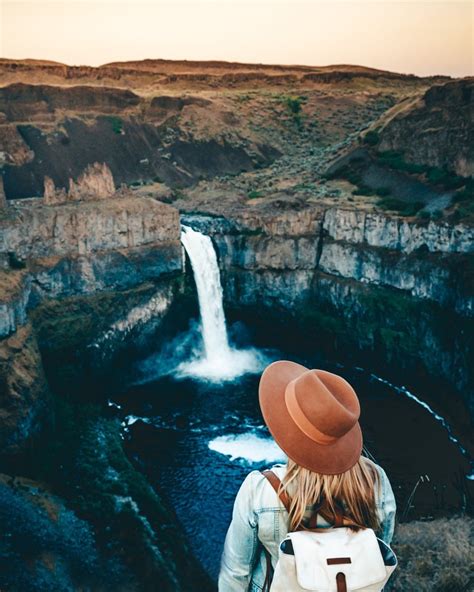 Palouse Falls State Park - 2020 Guide to Washington's State Waterfall!