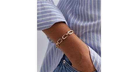 Gold Chain Link Bracelet | New Look