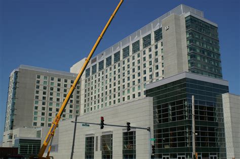 The Westin Boston Waterfront (Boston, 2006) | Structurae