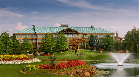 The Lodge at Turning Stone Resort Casino - The Adirondacks Hotels - Verona, United States ...