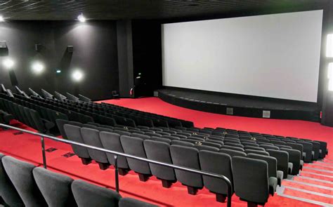 Cinéma CGR Le Paris - Clermont Auvergne Tourisme