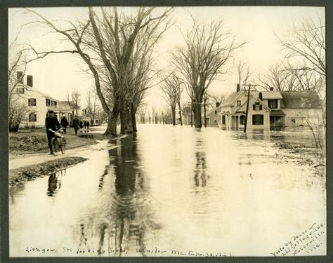 Photographs - Winslow Historical Preservation Committee