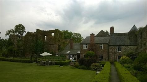 Wilton Castle, Herefordshire | Wilton castle, Castle, Herefordshire