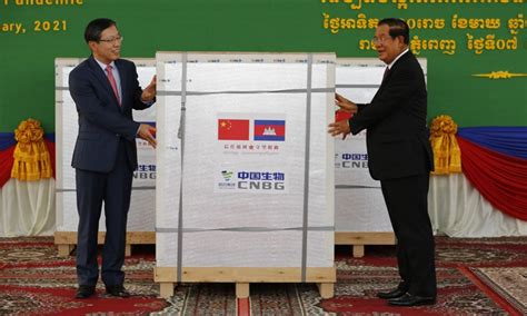 Chinese COVID-19 vaccines arrive in Cambodia, welcomed by PM at airport - Global Times