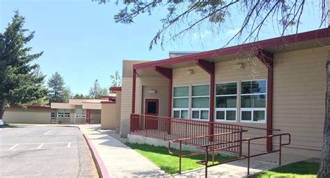 Bend-La Pine Schools :: Bear Creek Elementary