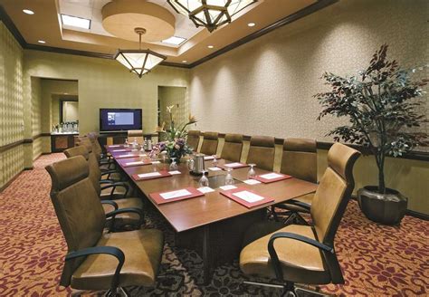 Embassy Suites Norman Hotel & Conference Center - Norman, OK - Wedding ...