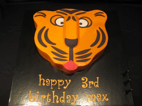 The Cake Fork: Tiger Cake