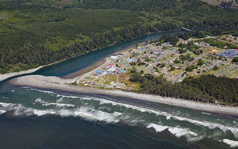 Taholah, Quinault River - CoastView