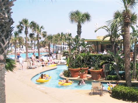 Why Stay at The Ocean Walk? | Daytona Beach Hotels