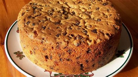 light fruit cake recipe delia smith