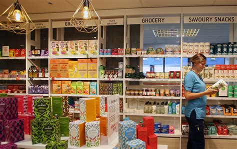 Hospital health store helps staff make better food choices - www ...