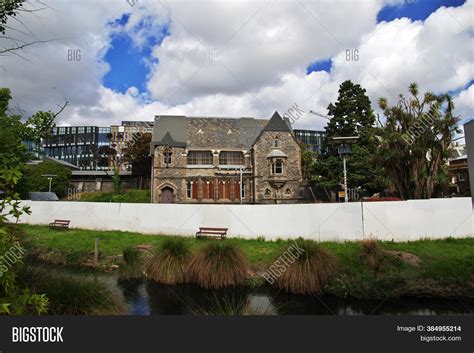 Christchurch On South Image & Photo (Free Trial) | Bigstock