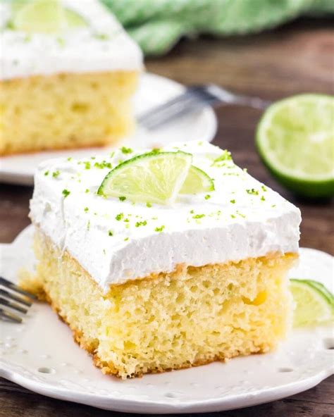 Key Lime Cake {Perfect for Summertime!} | Lil' Luna