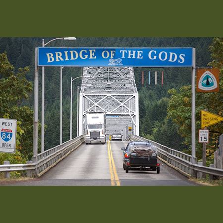 TRAVEL COLUMBIA RIVER GORGE: Bridge of Gods: Icon of the Columbia Gorge