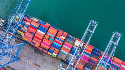 Premium Photo | Container ship loading and unloading in deep sea port