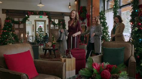 Check Inn to Christmas (2019) YIFY - Download Movie TORRENT - YTS