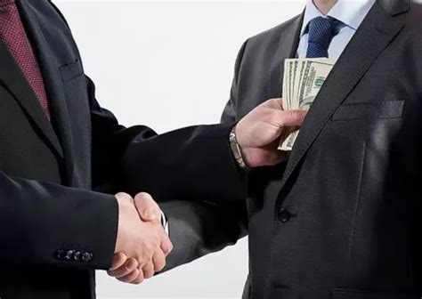 Seattle Federal Criminal Attorney | Defense of Bribery Charges