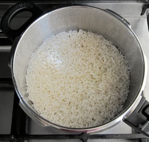 How to Cook Rice in Pressure Cooker Instantly - 2021 Step-by-Step Guide