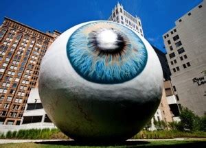 Chicago Unveils Giant Eyeball Sculpture! | The Worley Gig