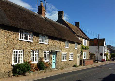 Burton Bradstock Cottages