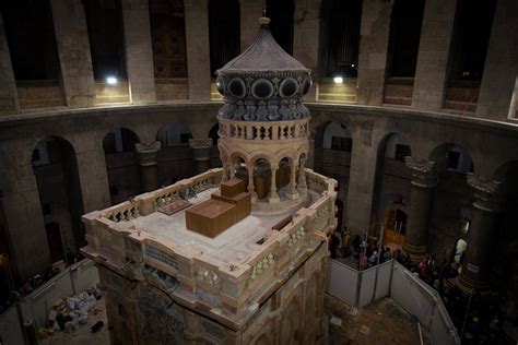 Jesus' Tomb Is Unveiled After Year-Long Renovation - NBC News