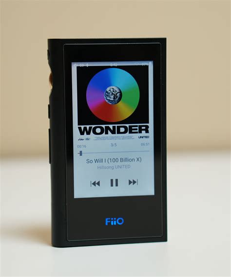 FiiO M9 Review - Best Digital Player for Modern Listening?