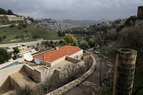 Valley of Hinnom | Bein Harim Tours